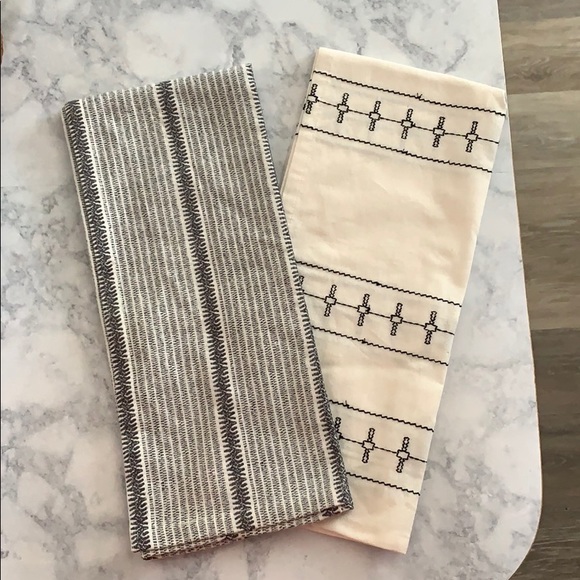 Hearth & Hand Other - Hearth & Hand Kitchen Decor Towels SET